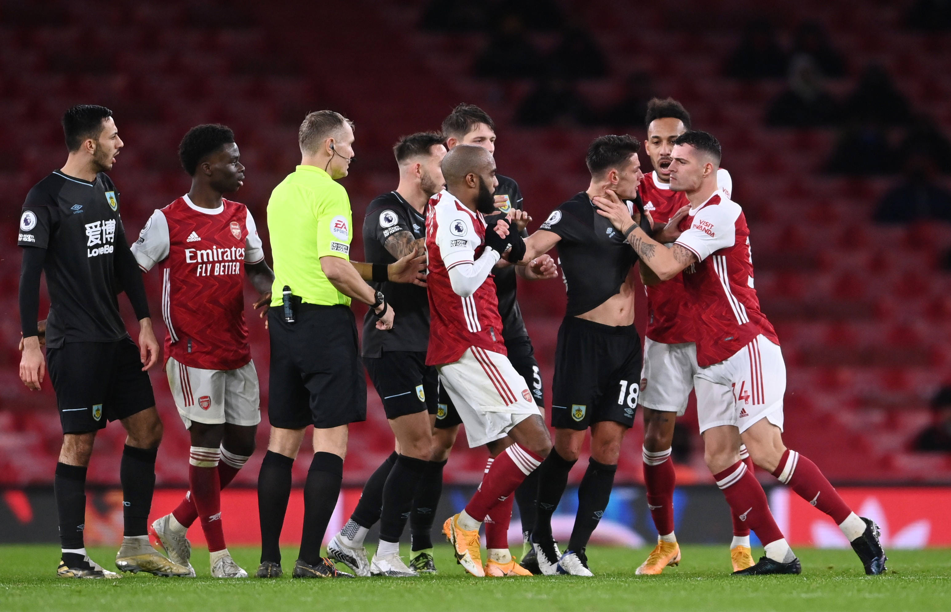 爱德华兹在 爱德华兹在